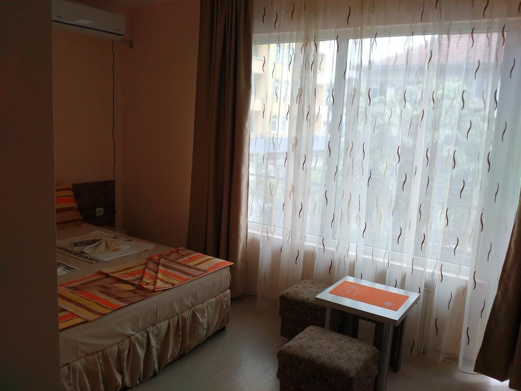Fits Guest House Primorsko Exteriör bild