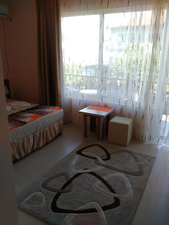 Fits Guest House Primorsko Exteriör bild