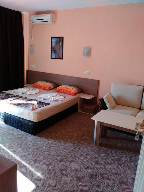 Fits Guest House Primorsko Exteriör bild