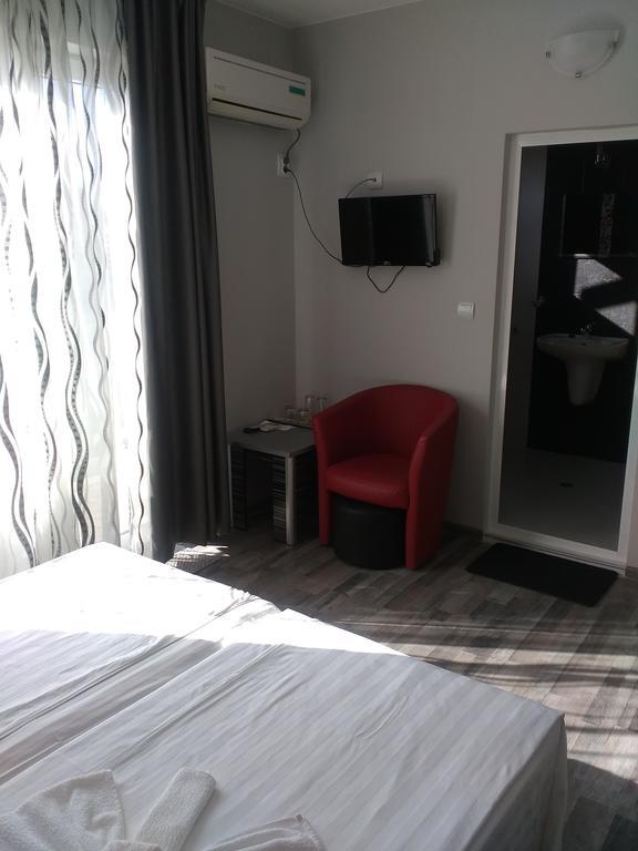 Fits Guest House Primorsko Exteriör bild